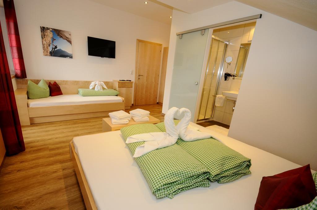 Ferienwohnung Gundolf Christine Arzl im Pitztal Oda fotoğraf