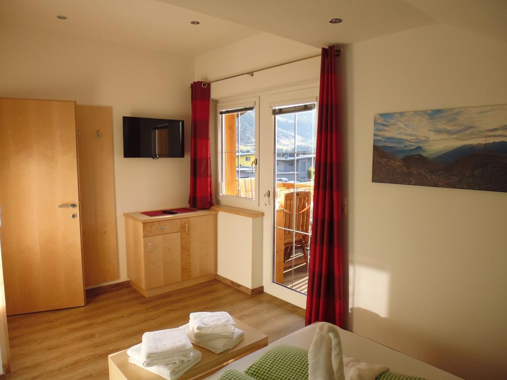Ferienwohnung Gundolf Christine Arzl im Pitztal Oda fotoğraf